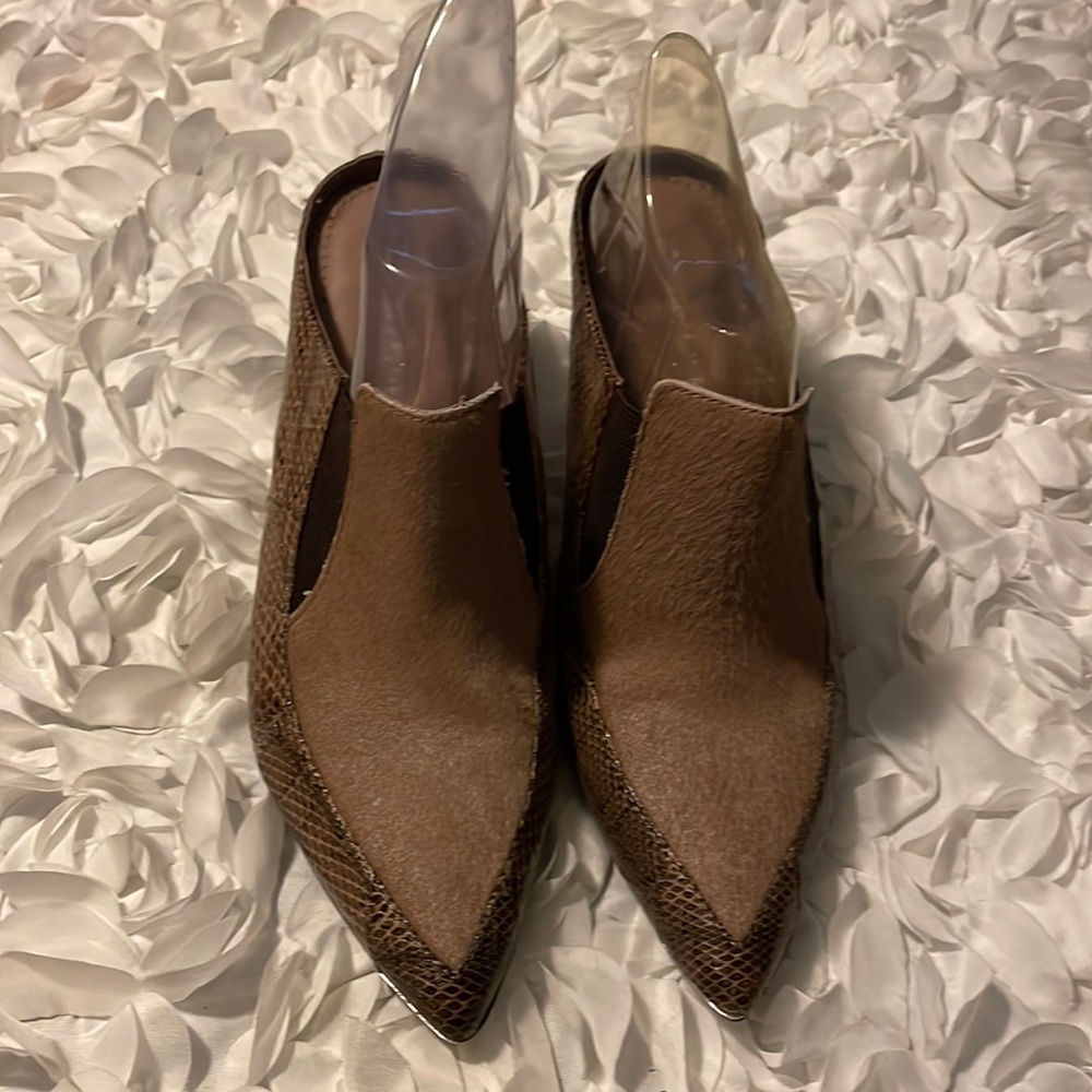 Donald J Pliner Vero Cuoio heels